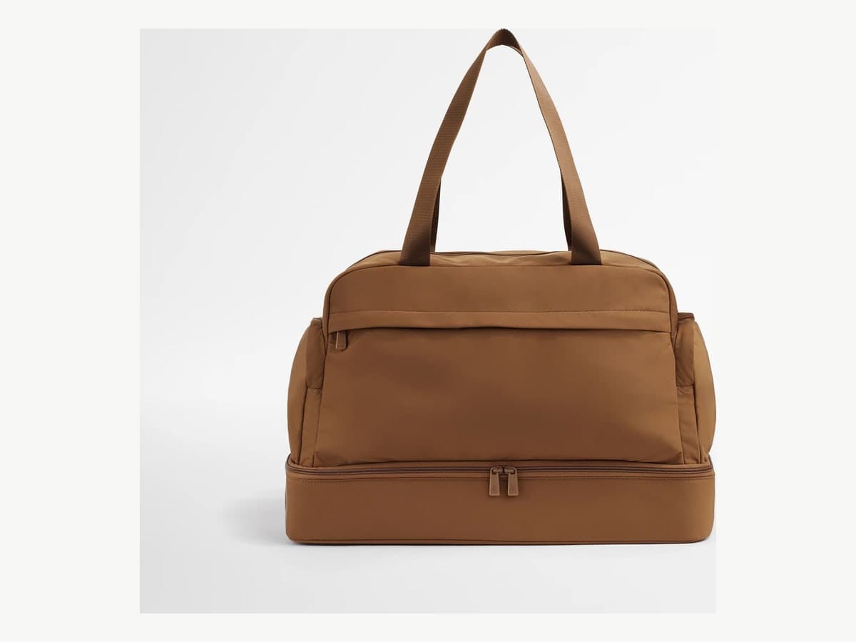 Featherlight Weekender in Amaro Brown